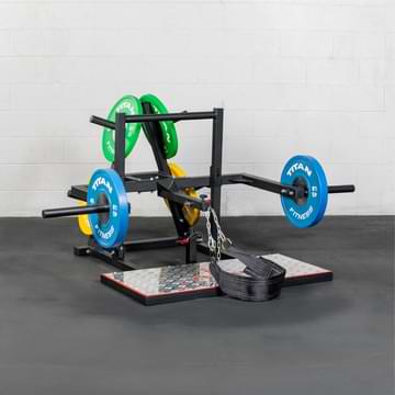 belt squat machine